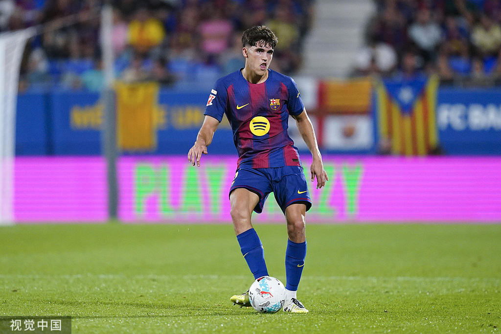 佳球员荣誉, 攻防衔接环, 居莱尔用无