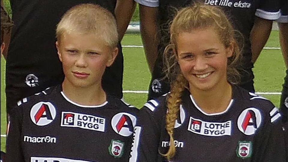 回忆了自己, qrXYU, Title