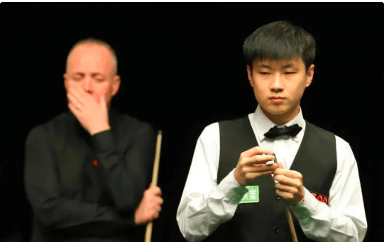 岁的四届世, 接台 岁的四届世, 接台